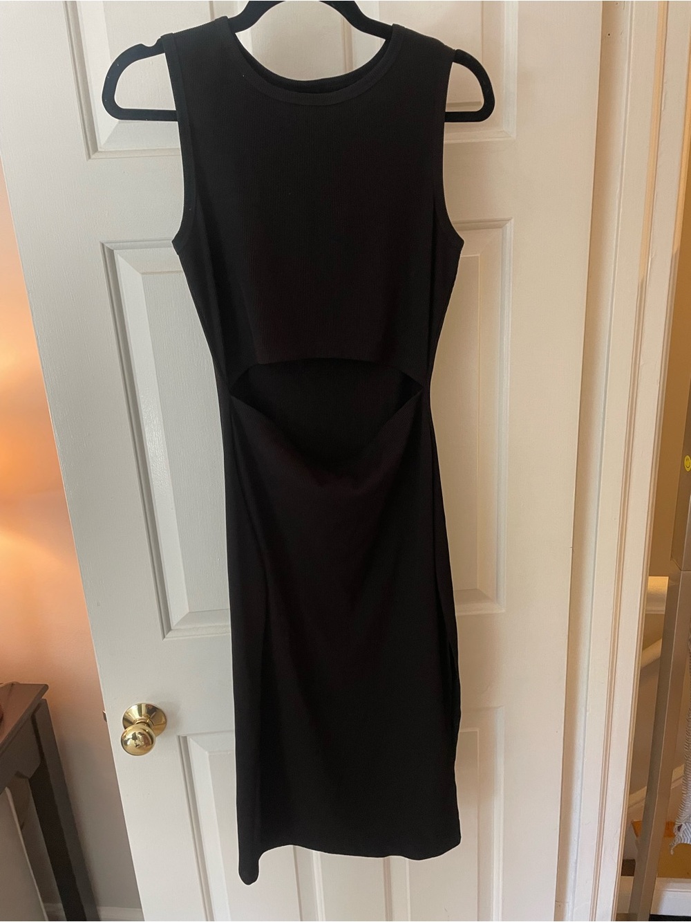 Sleeveless Black Cutout Bodycon Midi Dress